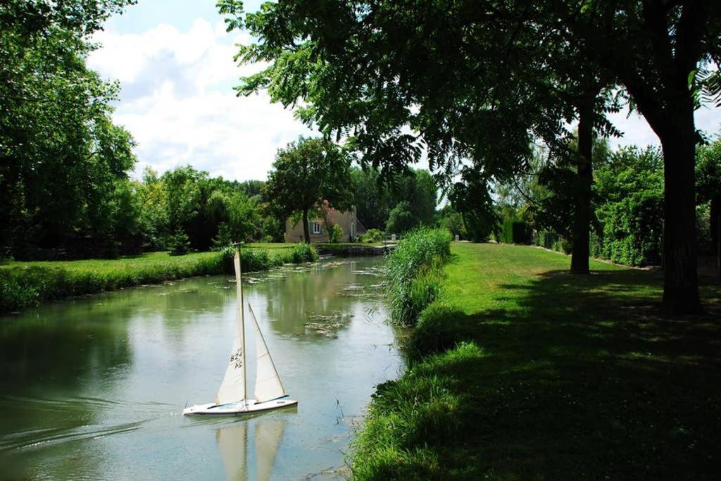 Petite Maison Au Bord Du Canal, 8' Zoo De Beauval, Pmr Noyers-sur-Cher Exterior foto